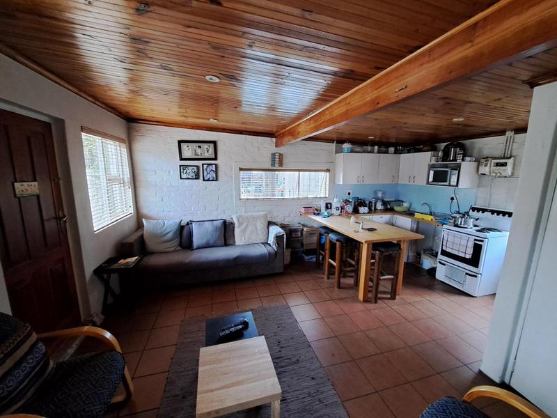 To Let 1 Bedroom Property for Rent in Arauna Western Cape